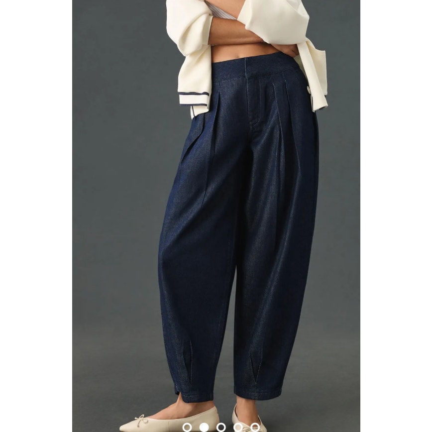 Anthropologie Pilcro Porto Pleated High-Rise Tapered Barrel Leg Jeans Blue Sz 24
